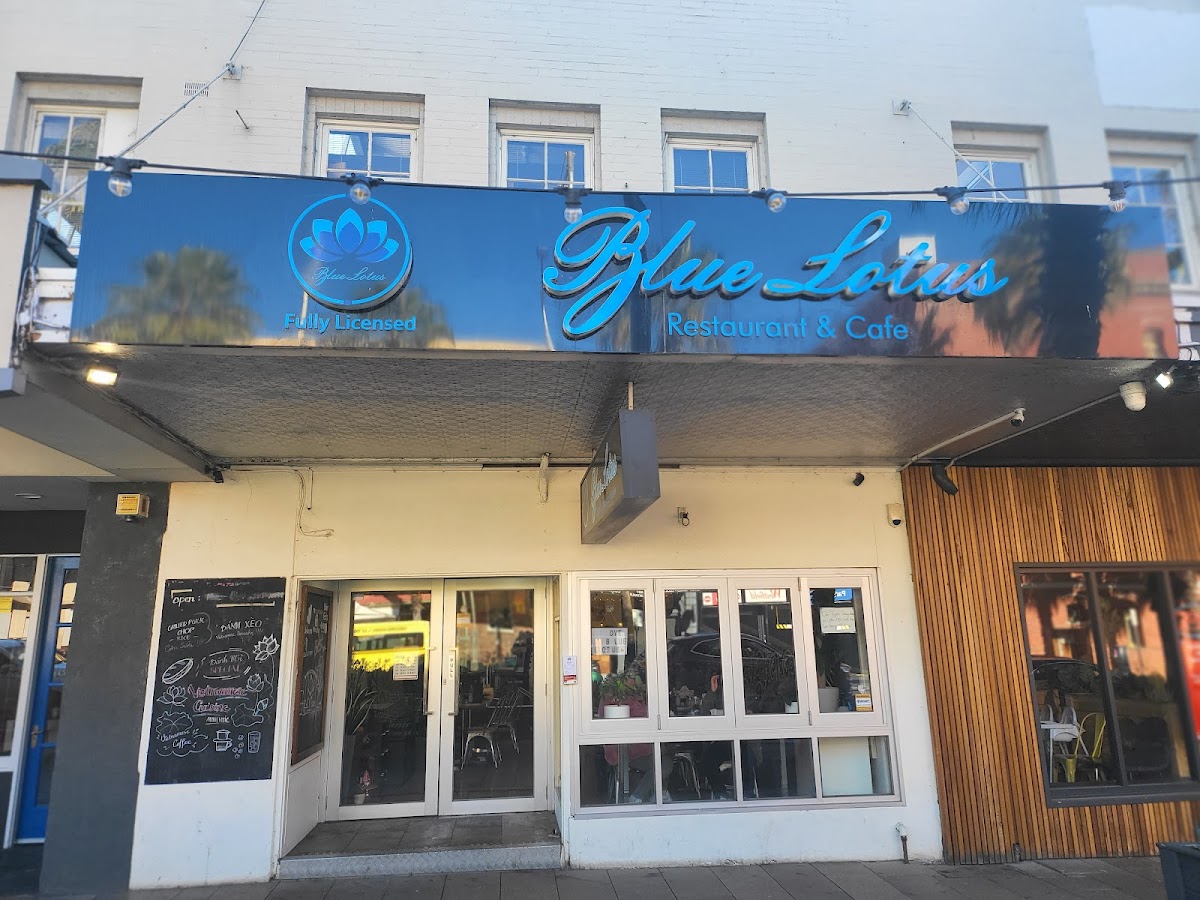 Blue Lotus Restaurant & Cafe Vietnamese Cuisine